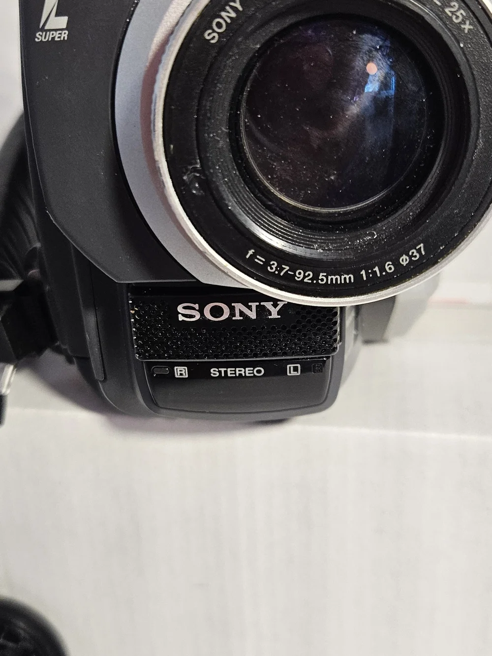 Sony DCR-TRV520 Digital8 Hi8 Video8 Handycam Watch Play Video Transfer VCR #272